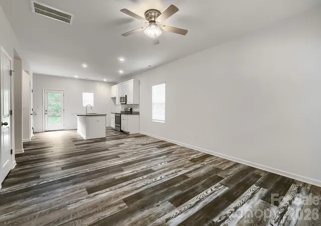 Photo 4 of Single family home for sale at 244 Valleybrook Ln, Troutman, NC 28166 | MLS# 4411289 | Listing updated on 2026-10-05