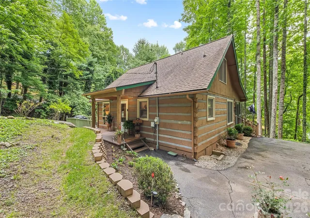 Photo 1 of Single family home for sale at 294 Laurel Branch Rd, Maggie Valley, NC 28751 | MLS# 4411437 | Listing updated on 2026-10-08