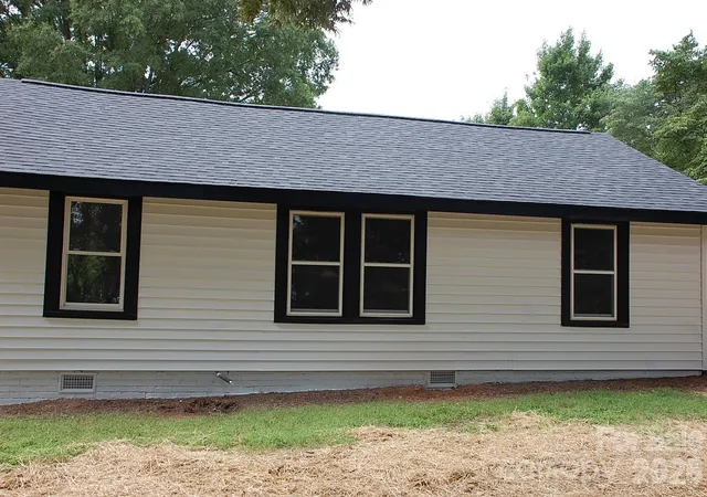 Photo 4 of Single family home for sale at 24674 Saint Martin Rd, Albemarle, NC 28001 | MLS# 4411700 | Listing updated on 2026-09-15