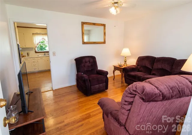 Photo 3 of Single family home for sale at 2637 Paula Dr, Gastonia, NC 28054 | MLS# 4412379 | Listing updated on 2026-09-14