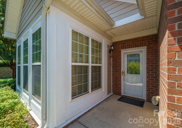 Photo 3 of Townhouse for sale at 3221 Abbey Walk Ln, Matthews, NC 28105 | MLS# 4412406 | Listing updated on 2026-09-11