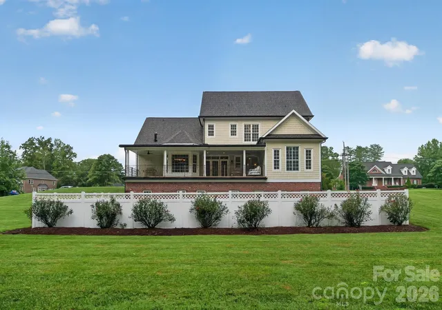Photo 3 of Single family home for sale at 745 Saint Andrews Rd, Statesville, NC 28625 | MLS# 4412530 | Listing updated on 2026-10-02