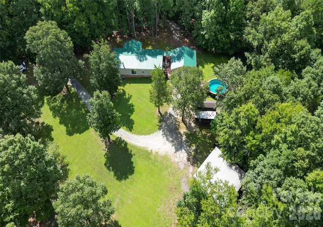 Photo 3 of Sale Pending at 660 Lake Frk Rd, Salisbury, NC 28146 | MLS# 4412539 | Listing updated on 2026-09-15