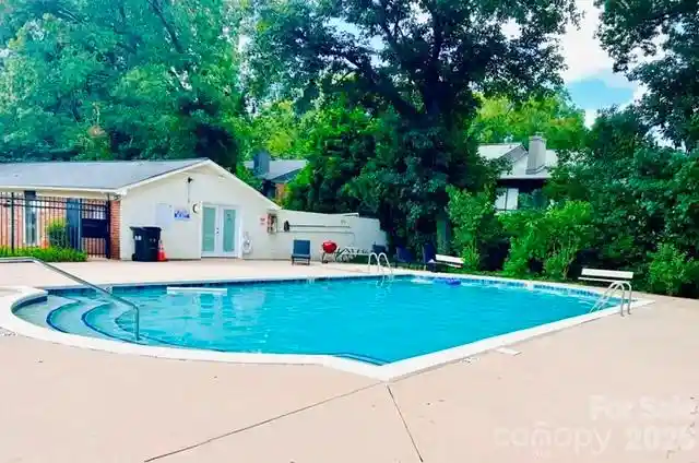 Listing Photo 18 - Condo for sale in 5925 Quail Holw Rd located at 5925 Quail Holw Rd, Charlotte, NC 28210 - Unit 5925 Quail Holw Rd