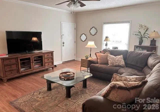 Listing Photo 3 - Condo for sale in building located at 5925 Quail Holw Rd, Charlotte, NC 28210 - Unit #C