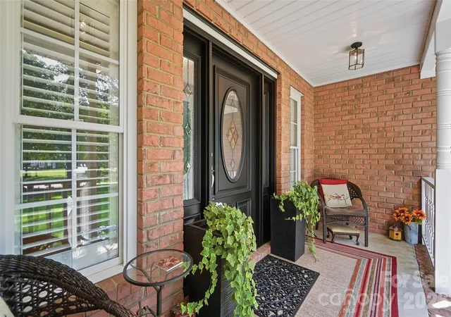 Photo 4 of Single family home for sale at 7627 Maple Blf Ln, Concord, NC 28025 | MLS# 4412826 | Listing updated on 2026-09-15