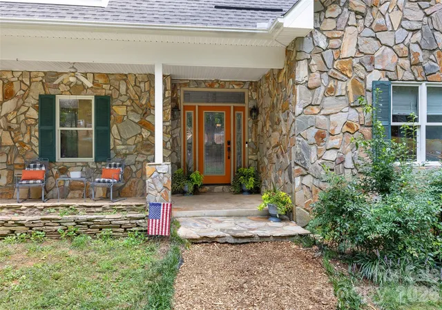 Photo 3 of Single family home for sale at 7105 Old Ridge Rd, Waxhaw, NC 28173 | MLS# 4413323 | Listing updated on 2026-10-15