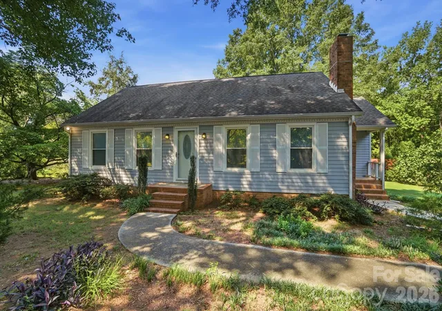 Photo 1 of Single family home for sale at 2818 Castlebrook Dr, Monroe, NC 28112 | MLS# 4413380 | Listing updated on 2026-09-14