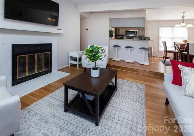 Photo 4 of Condo for sale at 212 W 10th Street #17, Charlotte, NC 28202 | MLS# 4413530 | Listing updated on 2026-09-15