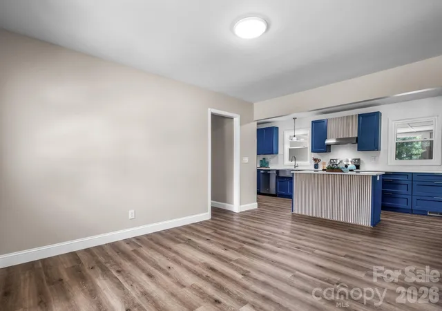 Photo 4 of Single family home for sale at 2266 9th Avenue Dr NE, Hickory, NC 28601 | MLS# 4413644 | Listing updated on 2026-09-15
