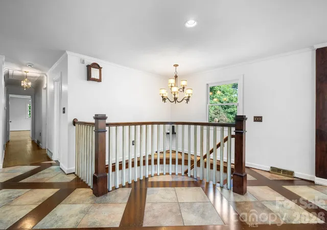 Photo 3 of Single family home for sale at 250 36th Ave Nw, Hickory, NC 28601 | MLS# 4413702 | Listing updated on 2026-10-08