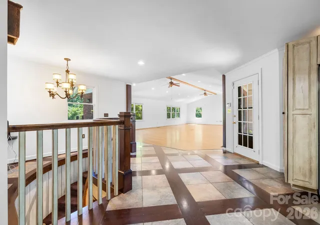 Photo 3 of Single family home for sale at 250 36Th Ave Nw, Hickory, NC 28601 | MLS# 4413702 | Listing updated on 2026-10-08