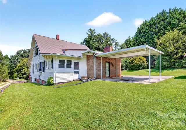 Photo 2 of Single family home for sale at 96 Huntsville Rd, Marion, NC 28752 | MLS# 4413751 | Listing updated on 2026-09-09
