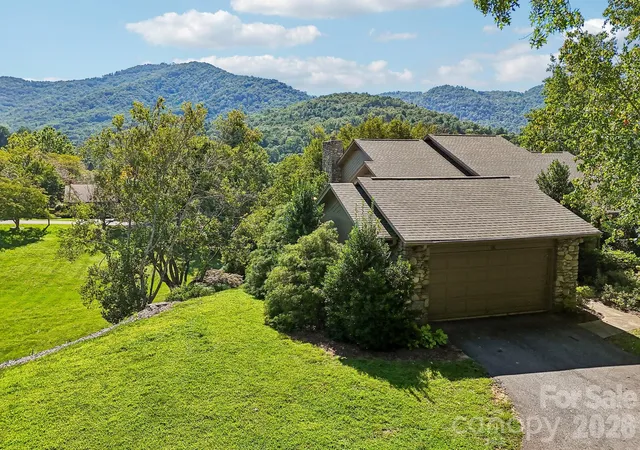Photo 1 of Condo for sale at 15 Stony Rdg, Asheville, NC 28804 | MLS# 4413777 | Listing updated on 2026-10-01