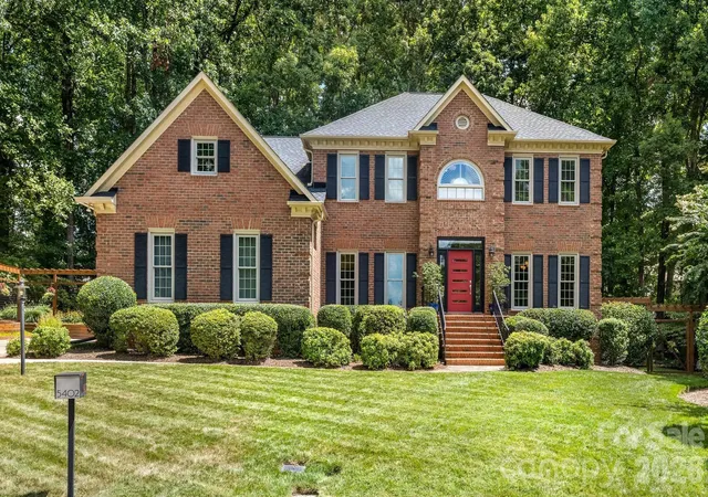Photo 1 of Single family home for sale at 5402 Flowering Dogwood Ln, Charlotte, NC 28270 | MLS# 4413846 | Listing updated on 2026-09-24