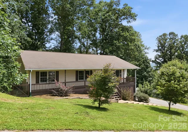 Single family home for sale at 16 Westwood Dr, Candler, NC 28715 | MLS# 4413861