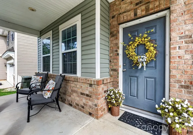 Photo 4 of Single family home for sale at 10344 Hillsborough St NW, Huntersville, NC 28078 | MLS# 4414004 | Listing updated on 2026-09-25