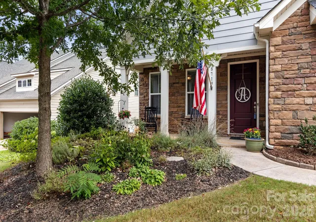 Photo 4 of Single family home for sale at 8719 Shadetree St, Huntersville, NC 28078 | MLS# 4414103 | Listing updated on 2026-09-14