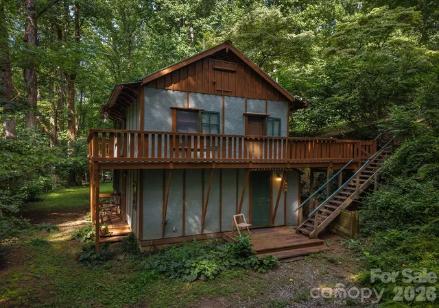 Photo 1 of Single family home for sale at 1051 Frost Rd, Saluda, NC 28773 | MLS# 4414178 | Listing updated on 2026-09-12