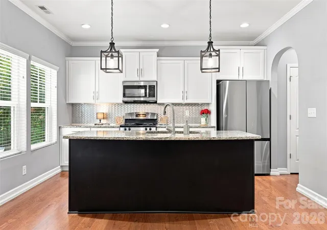 Photo 3 of Single family home for sale at 126 Misty Woods Dr, Clover, SC 29710 | MLS# 4414251 | Listing updated on 2026-10-04