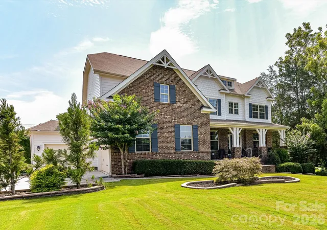 Photo 2 of Single family home for sale at 104 Sweet Grass Ln, Mooresville, NC 28115 | MLS# 4414477 | Listing updated on 2026-09-13