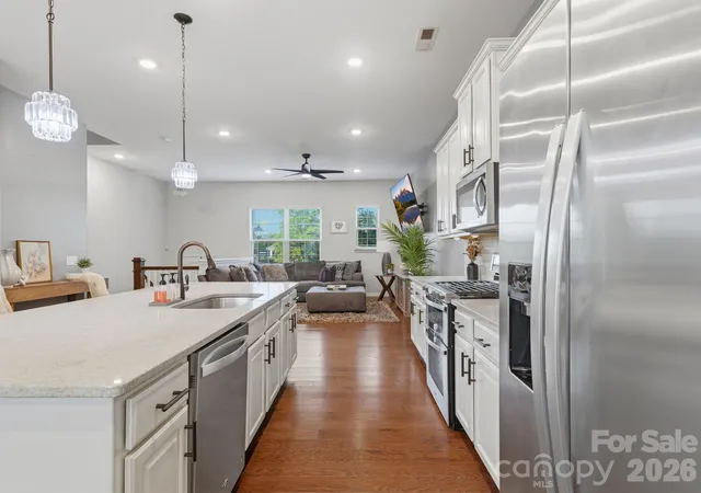 Photo 4 of Townhouse for sale at 1110 Whitby Moore St, Charlotte, NC 28273 | MLS# 4414562 | Listing updated on 2026-09-23