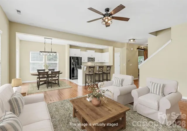 Photo 2 of Single family home for sale at 6814 Barefoot Forest Dr, Charlotte, NC 28269 | MLS# 4414798 | Listing updated on 2026-09-26