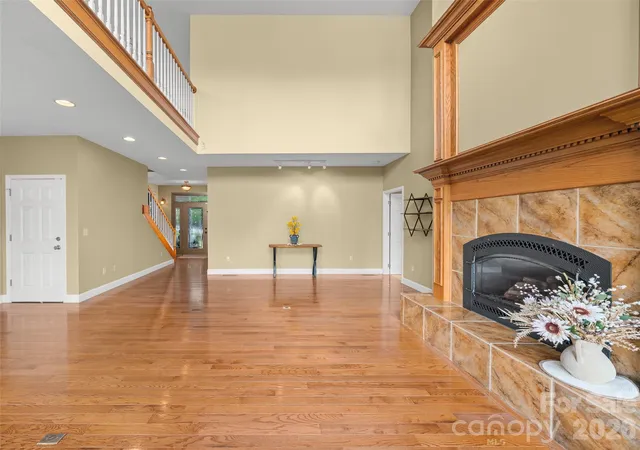 Photo 4 of Single family home for sale at 119 Horseshoe Trl, Barnardsville, NC 28709 | MLS# 4414921 | Listing updated on 2026-09-24