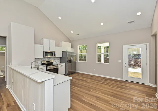 Photo 3 of Single family home for sale at 140 Helen Ave, Bessemer City, NC 28016 | MLS# 4415118 | Listing updated on 2026-09-15