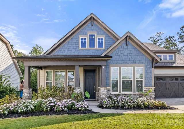 Photo 2 of Single family home for sale at 2609 Suffolk Pl, Fort Mill, SC 29715 | MLS# 4415424 | Listing updated on 2026-09-23