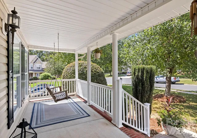 Photo 3 of Sale Pending at 4431 Sunset Rose Dr, Fort Mill, SC 29708 | MLS# 4415450 | Listing updated on 2026-09-12