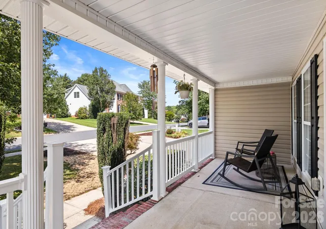 Photo 4 of Sale Pending at 4431 Sunset Rose Dr, Fort Mill, SC 29708 | MLS# 4415450 | Listing updated on 2026-09-12