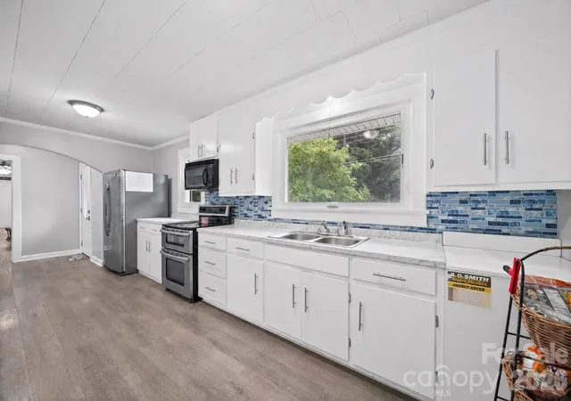 Photo 2 of Single family home for sale at 1030 Lippard Rd, Salisbury, NC 28146 | MLS# 4415611 | Listing updated on 2026-09-15