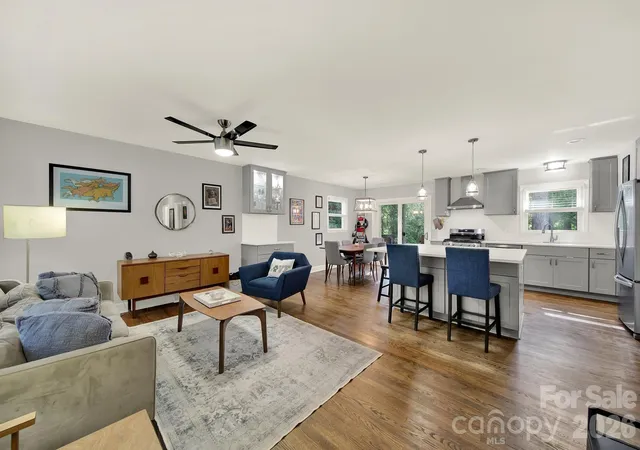 Photo 4 of Single family home for sale at 7439 Watercrest Rd, Charlotte, NC 28210 | MLS# 4415617 | Listing updated on 2026-10-29