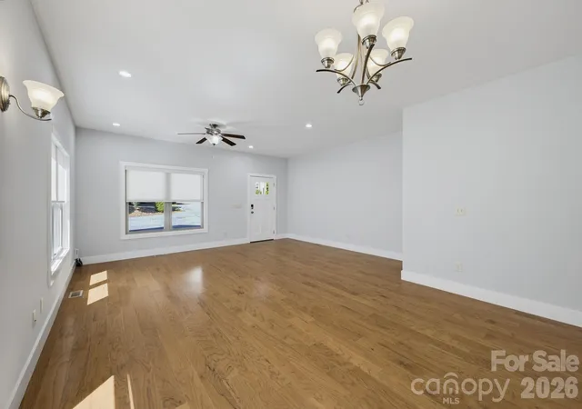 Photo 3 of Townhouse for sale at 25 Gratitude Dr, Asheville, NC 28806 | MLS# 4415732 | Listing updated on 2026-09-15