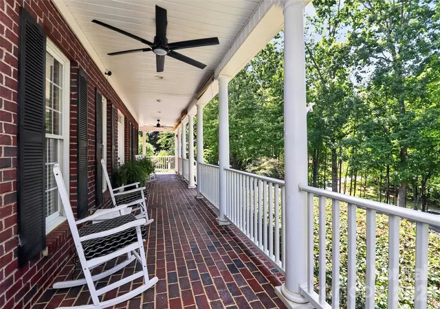 Photo 3 of Single family home for sale at 4904 Steepleton Way, Charlotte, NC 28215 | MLS# 4415870 | Listing updated on 2026-10-20