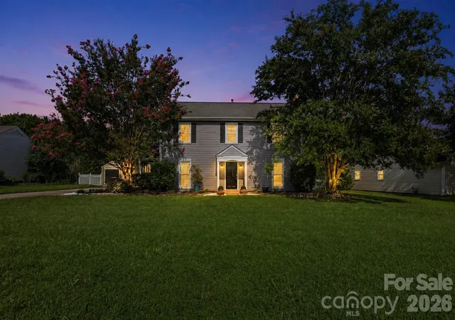 Photo 2 of Single family home for sale at 12200 Bay Tree Way, Charlotte, NC 28277 | MLS# 4416004 | Listing updated on 2026-09-15