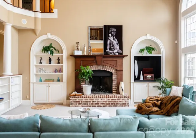 Photo 3 of Mansion for sale at 10600 Archer Rd, Davidson, NC 28036 | MLS# 4416229 | Listing updated on 2026-09-11