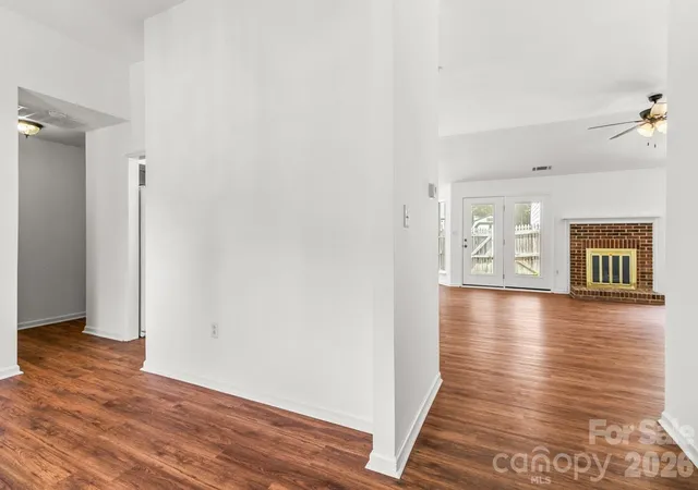 Photo 3 of Single family home for sale at 739 Oakbluff Cir, Charlotte, NC 28216 | MLS# 4416237 | Listing updated on 2026-09-11