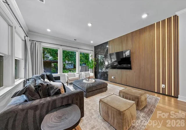 Photo 2 of Townhouse for sale at 1233 Drummond Ave, Charlotte, NC 28205 | MLS# 4416426 | Listing updated on 2026-09-11