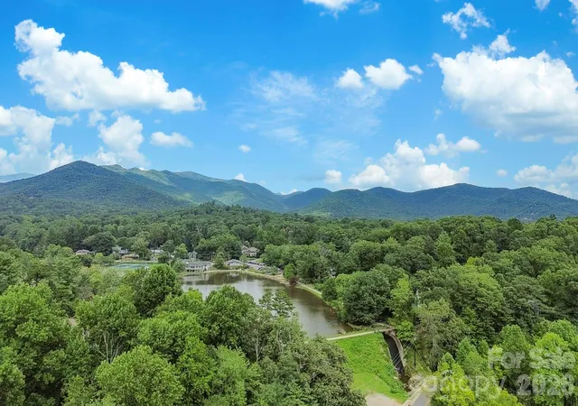 Photo 3 of Multi family home for sale at 169 And 171 Cragmont Rd, Black Mountain, NC 28711 | MLS# 4416488 | Listing updated on 2026-10-07