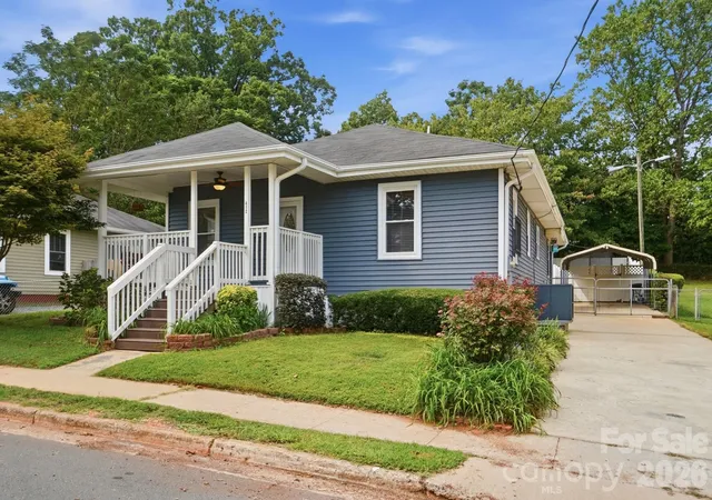 Photo 3 of Single family home for sale at 412 Link St, Fort Mill, SC 29715 | MLS# 4416613 | Listing updated on 2026-10-09