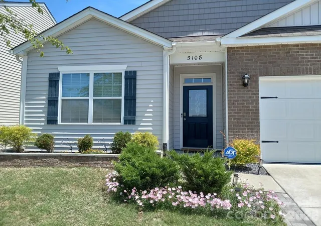 Photo 2 of Single family home for sale at 5108 Briscoe Dr, Charlotte, NC 28214 | MLS# 4416752 | Listing updated on 2026-09-14