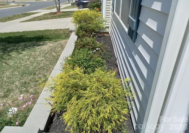 Photo 3 of Single family home for sale at 5108 Briscoe Dr, Charlotte, NC 28214 | MLS# 4416752 | Listing updated on 2026-09-14