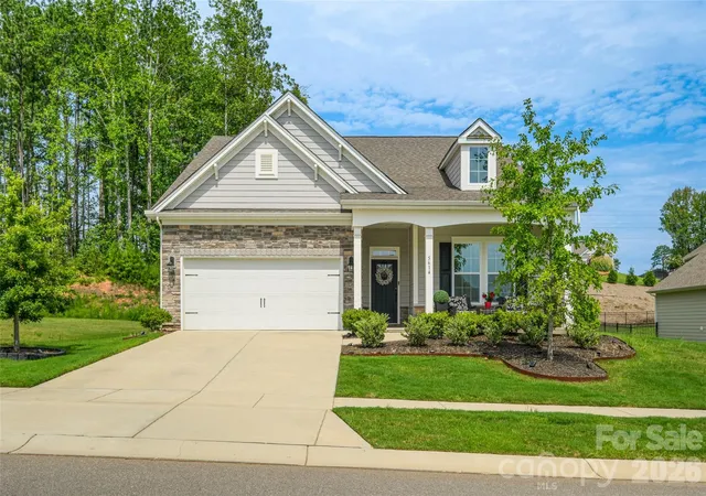 Photo 2 of Single family home for sale at 5614 Casper Dr, Charlotte, NC 28214 | MLS# 4416797 | Listing updated on 2026-09-13