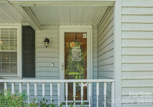 Photo 3 of Single family home for sale at 210 N Beaver St, Landis, NC 28088 | MLS# 4417048 | Listing updated on 2026-09-25