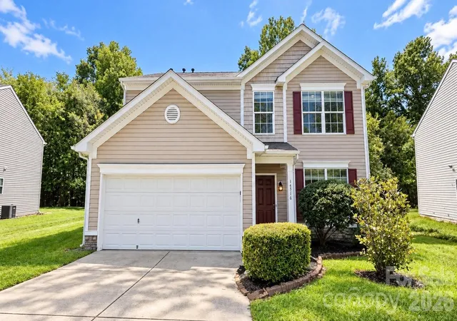 Photo 1 of Single family home for sale at 14516 Asheton Crk Dr, Charlotte, NC 28273 | MLS# 4417159 | Listing updated on 2026-09-21