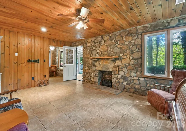 Photo 4 of Single family home for sale at 26 Candler School Rd, Candler, NC 28715 | MLS# 4417181 | Listing updated on 2026-09-09