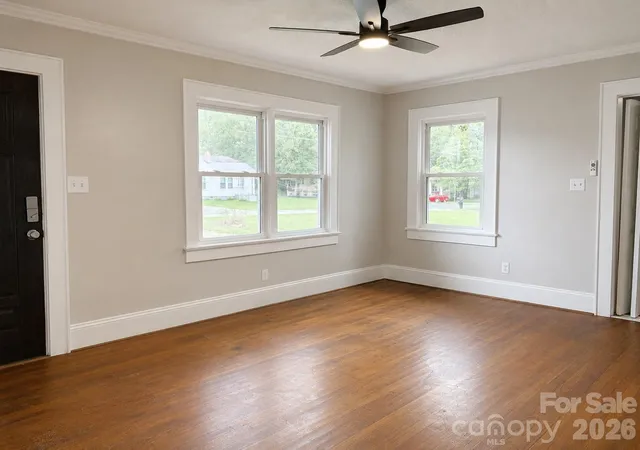 Photo 2 of Single family home for sale at 802 3rd St Se, Conover, NC 28613 | MLS# 4417286 | Listing updated on 2026-09-14