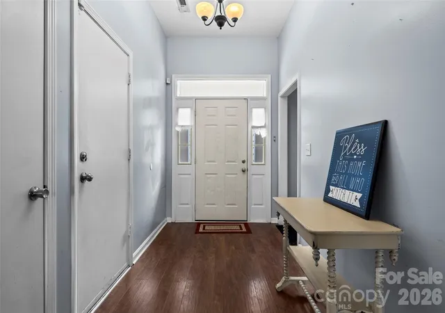 Photo 4 of Single family home for sale at 9005 Little Hampton Pl, Charlotte, NC 28215 | MLS# 4417375 | Listing updated on 2026-09-26